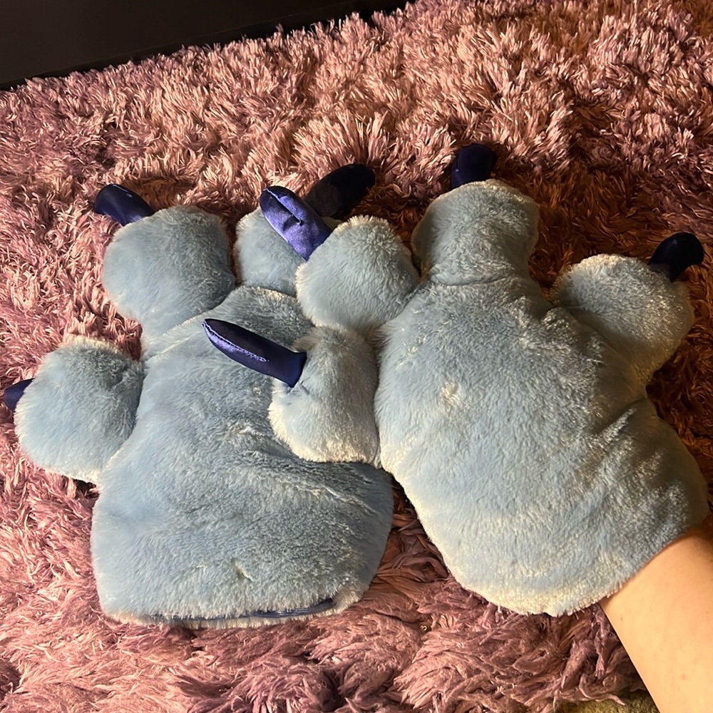 Stitch Hands